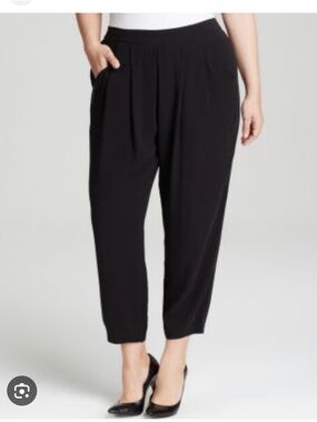 Eileen Fisher Black Ankle Length Pleated Pull-On Tapered Pants
